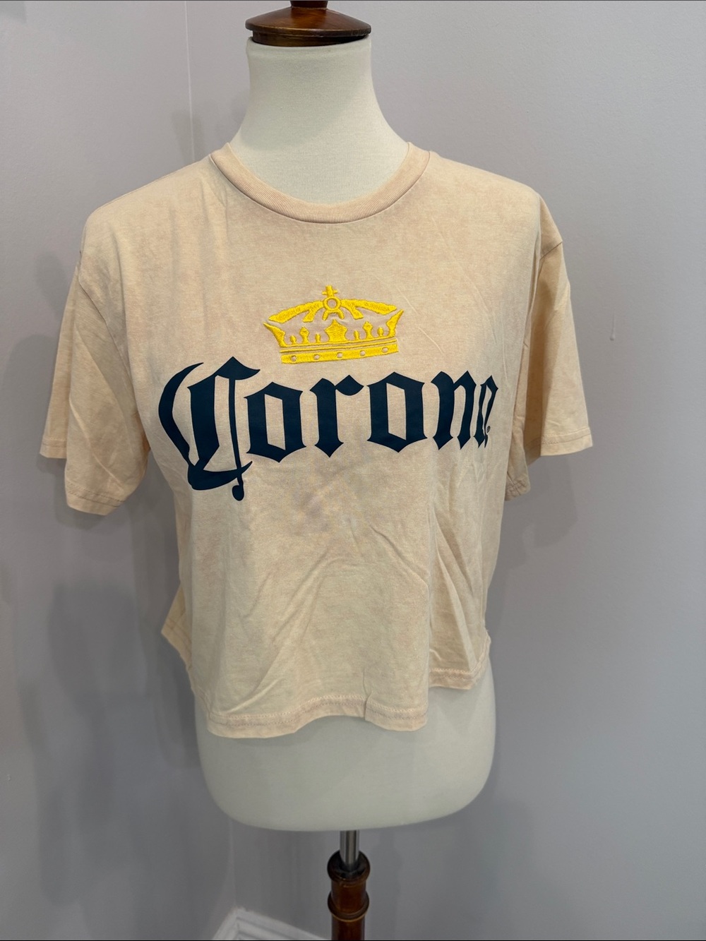 Corona Cropped Tee in Light Beige with Yellow Crown